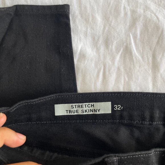 NWT GAP Skinny Jeans (sz 32) - Picture 5 of 7